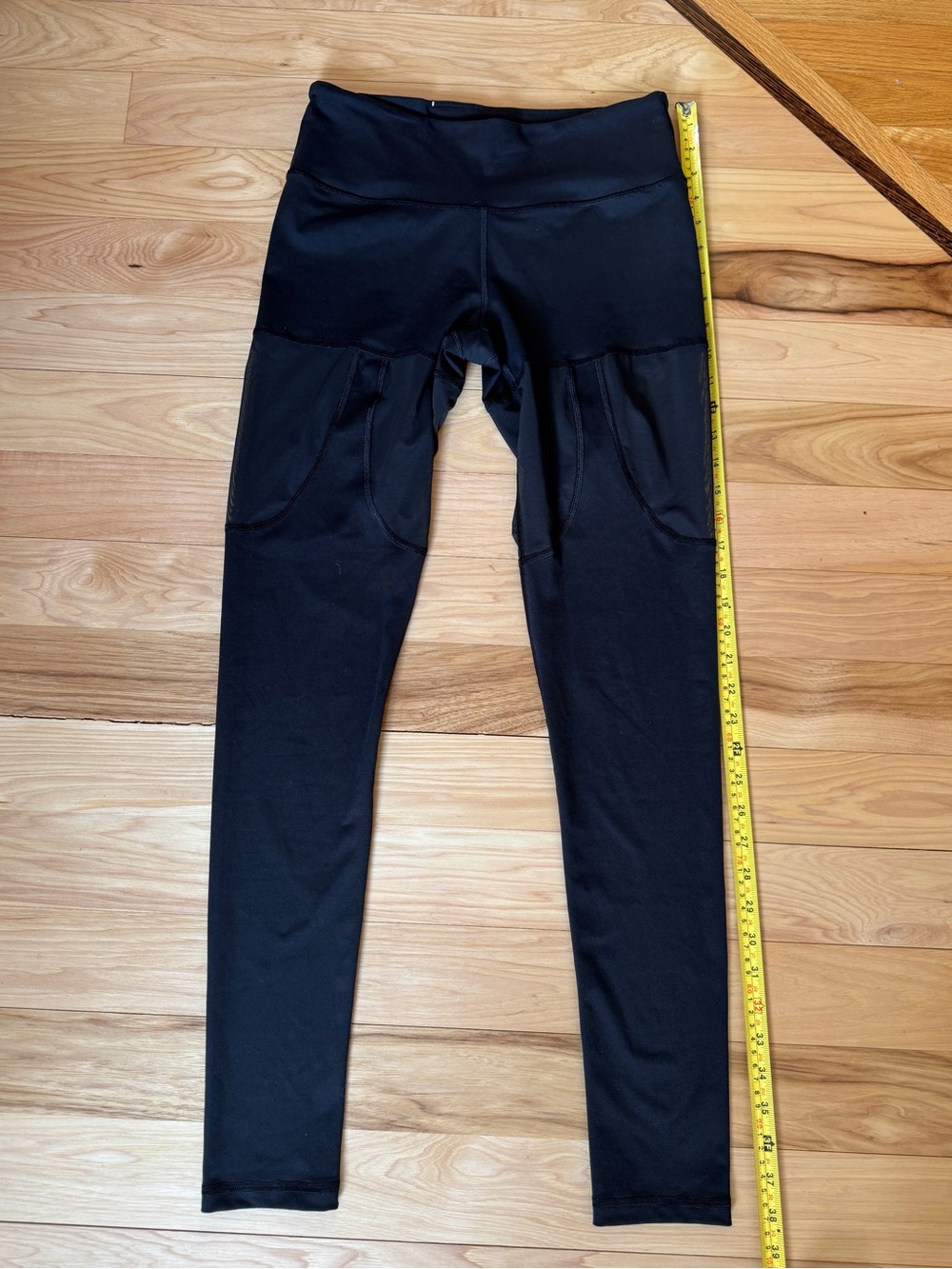 Victoria Sport "Knockout" Tight Leggings by Victoria’s Secret